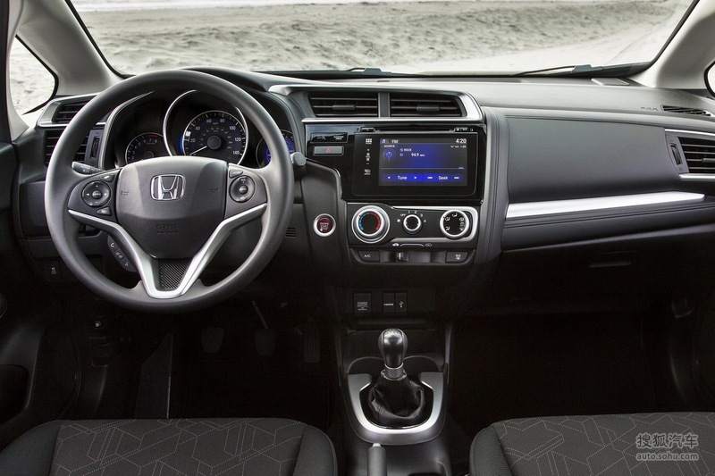 2015款本田飞度     提示:支持键盘翻页 &larr;左 右&rarr