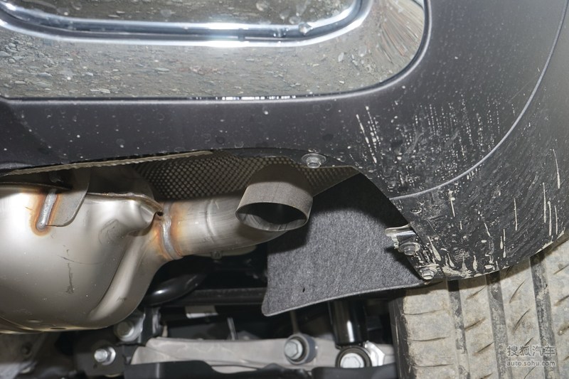 2020款奔驰gle 350 4matic 时尚型 改款 - 排气管提示:支持键盘翻页