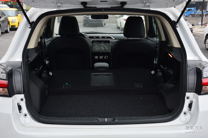 【 三菱新劲炫图片】_空间展示_搜狐汽车网