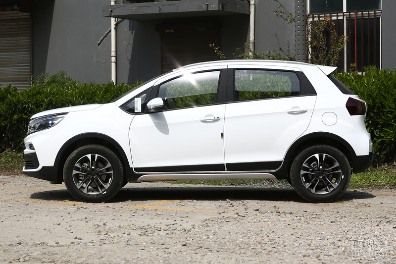 【 吉利远景x3图片】_冰晶白_外观_搜狐汽车网