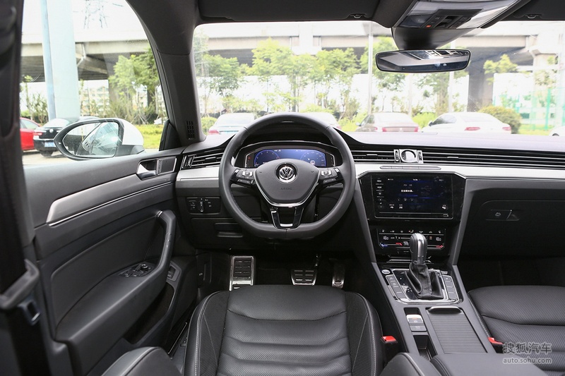 2020款大众cc330tsi魅颜版国vi