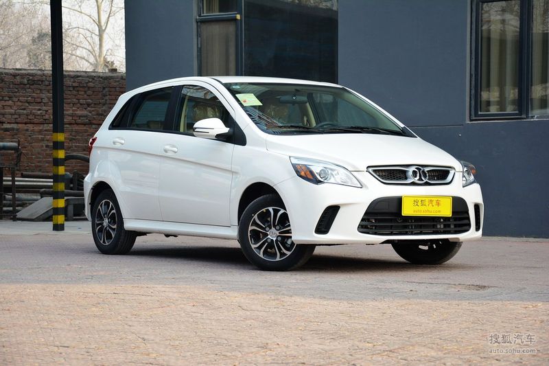 【 北汽绅宝d20 两厢图片】_2015款 1.