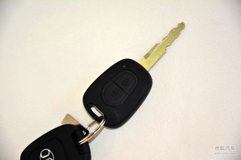 2015款北汽新能源ev200轻快版汽车钥匙