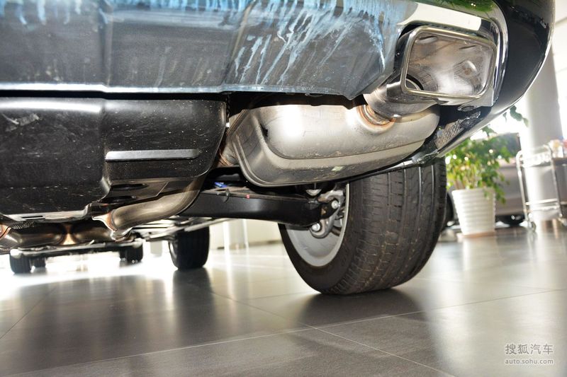 【 奔驰glk级图片】_底盘发动机_搜狐汽车网