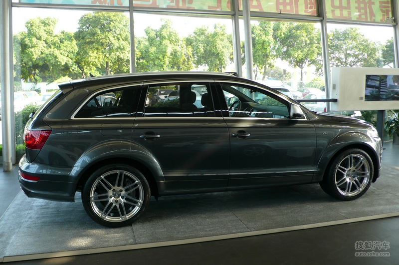 2010款奧迪q7v12tdi