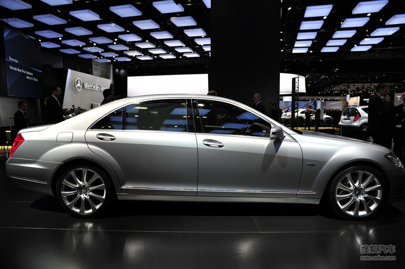 奔驰s350bluetec北美车展实拍