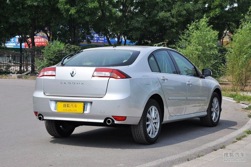 【 雷诺拉古那图片】_2011款拉古那2.
