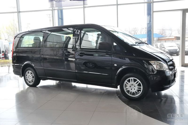 奔驰福建奔驰威霆2013款奔驰威霆3.0l v6八座商务版