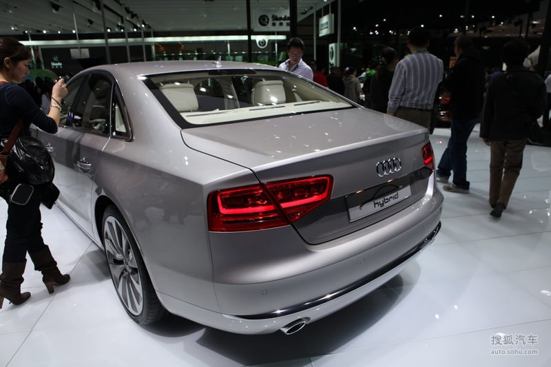 奥迪a8 hybrid车展实拍