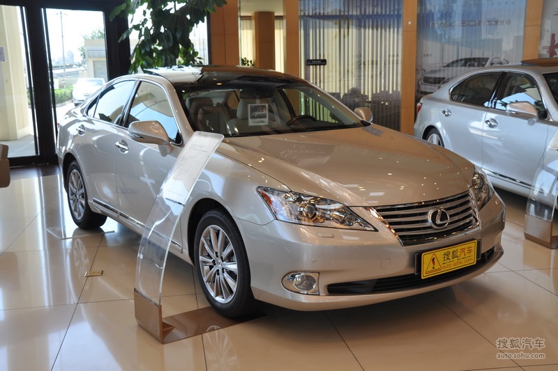 2010款雷克萨斯es350典雅版到店实拍