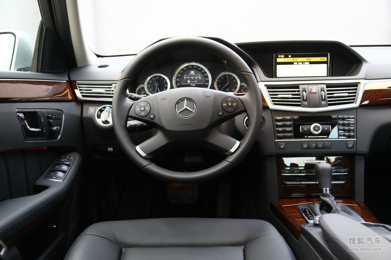 奔驰e级长轴距 图片 实拍 内饰 车型图片|图片id:797141_搜狐汽车