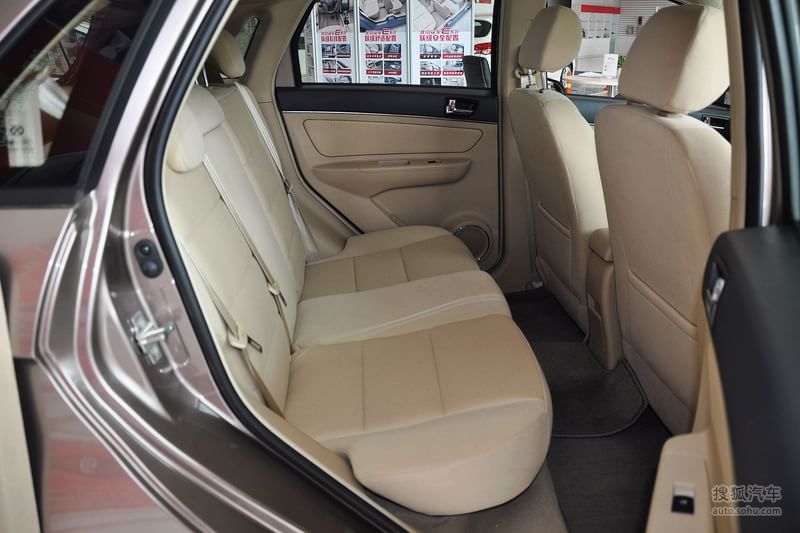 北京汽车北京汽车e系列两厢2012款北京汽车e130手动乐尚版