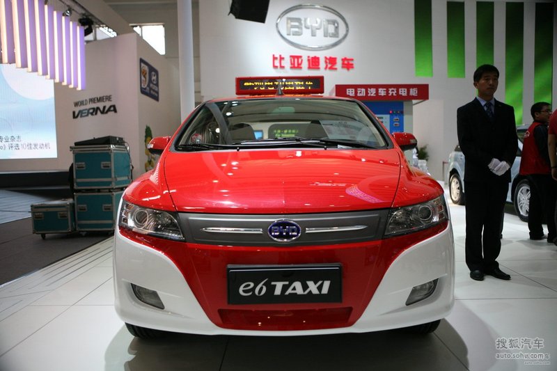比亚迪e6先行者