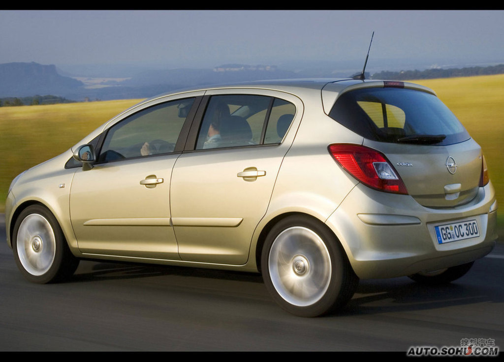 欧宝可赛官方t229625高清图片_图库_搜狐汽车