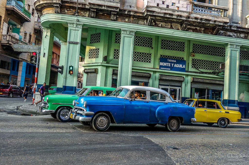聚焦中美洲 揭秘古巴街头的老爷车