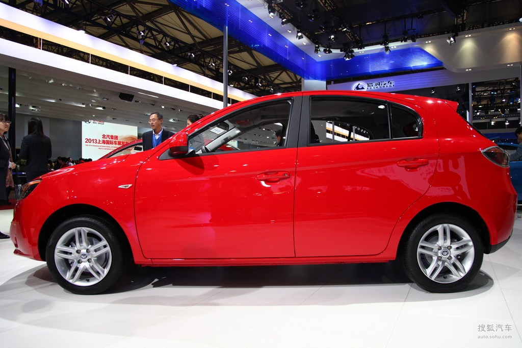 一汽欧朗欧朗两厢