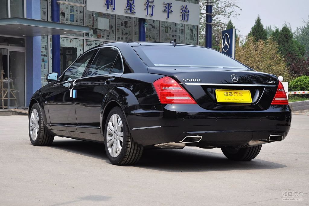奔驰s级2012款s500l 4matic grand edition外观耀岩黑m1471557高清