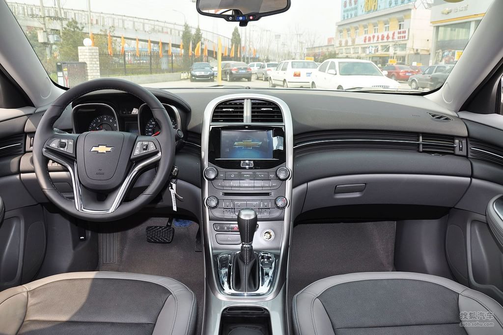 2012款雪佛兰迈锐宝2.0l手自一体豪华版