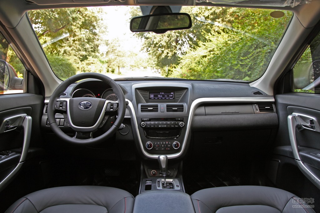 奔腾x802013款2.0l 自动 豪华型内饰t2373869高清图片_图库_搜狐汽车