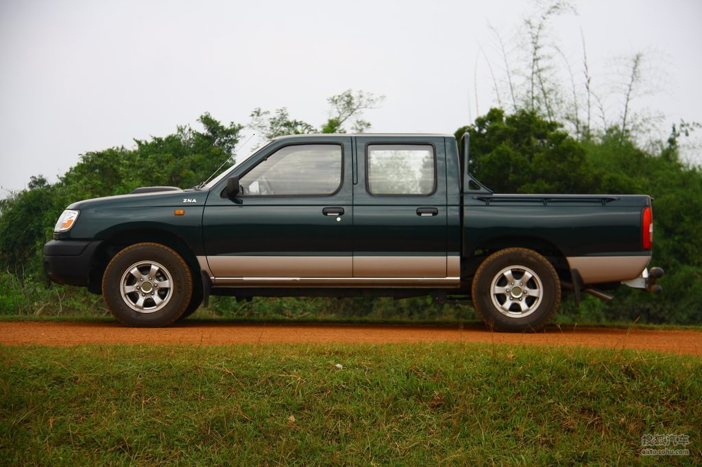 东风风度锐骐皮卡