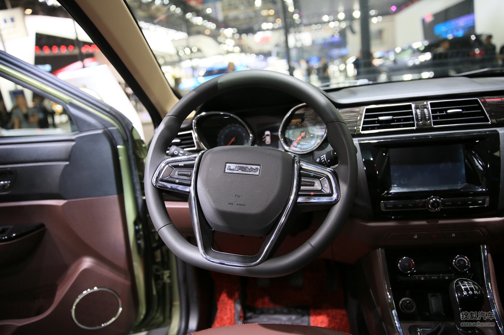 力帆迈威内饰t4635181高清图片_图库_搜狐汽车