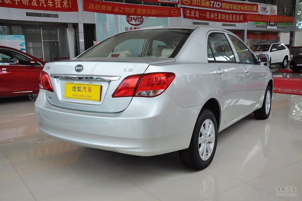 5l手动舒适型外观雅典银m1650593高清图片_图库_搜狐汽车