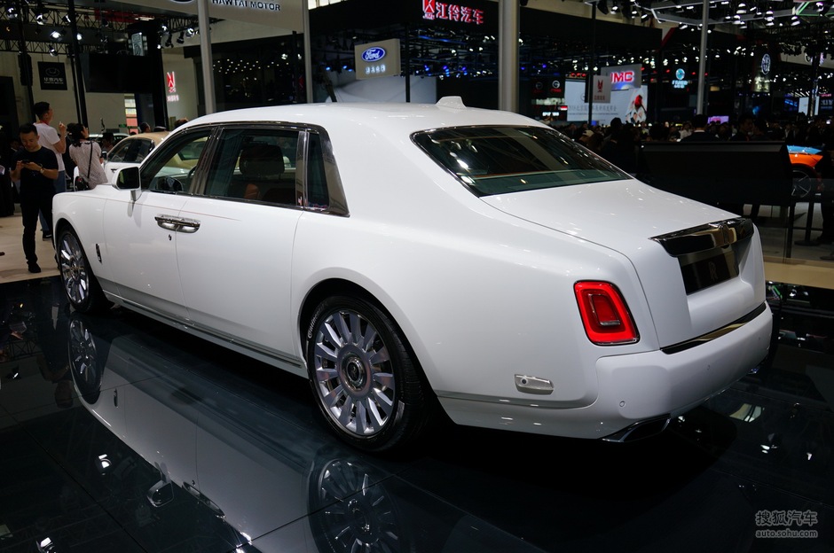 幻影-劳斯莱斯幻影 北京车展实拍_车展车型-2018北京车展-搜狐汽车