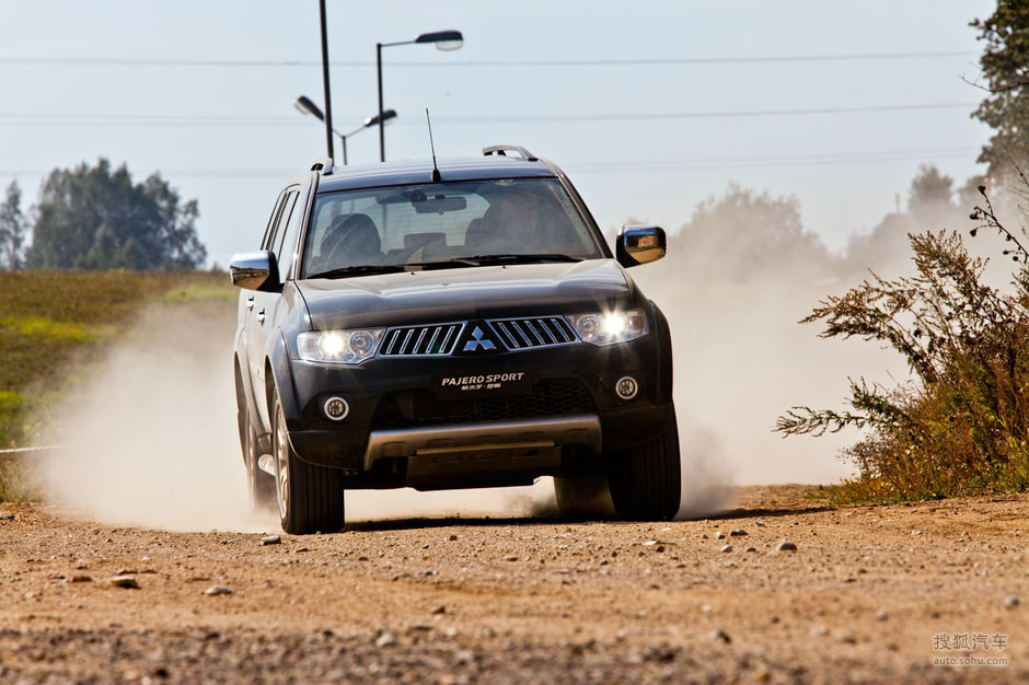 2012款三菱帕杰罗-劲畅实拍