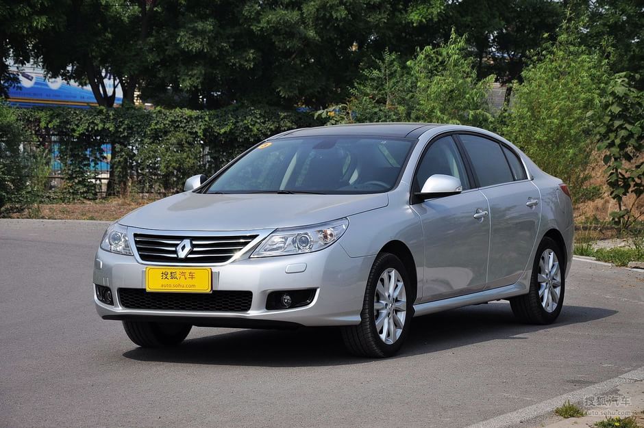 2011款雷诺纬度2.5l旗舰导航版到店实拍
