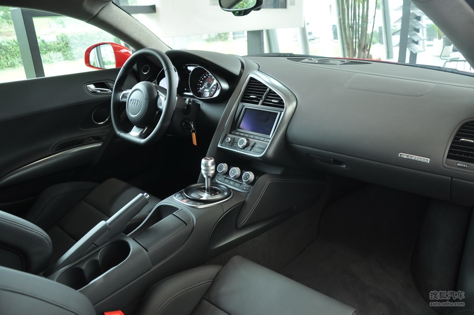 奥迪r8 图片 实拍 内饰 组图图片|图片id:531057_搜狐汽车