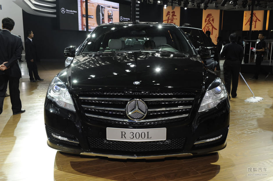 奔驰_进口奔驰_r级-奔驰r300l车展实拍_车展车型_2010广州车展-搜狐